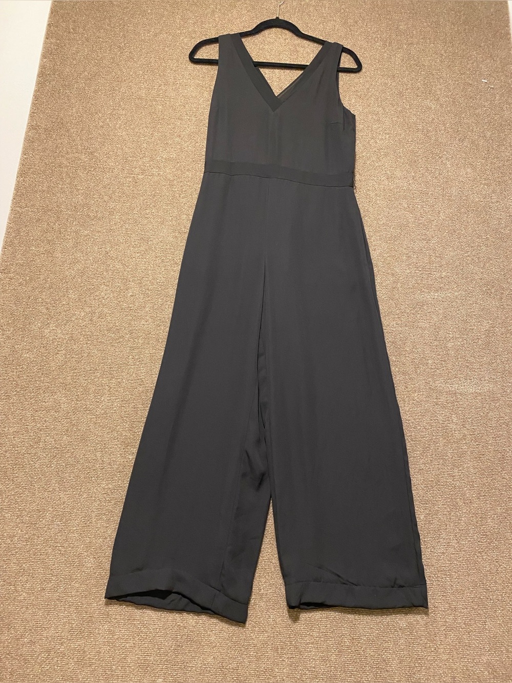 Banana Republic Black V-Neck Wide-Leg Jumpsuit Size 2
